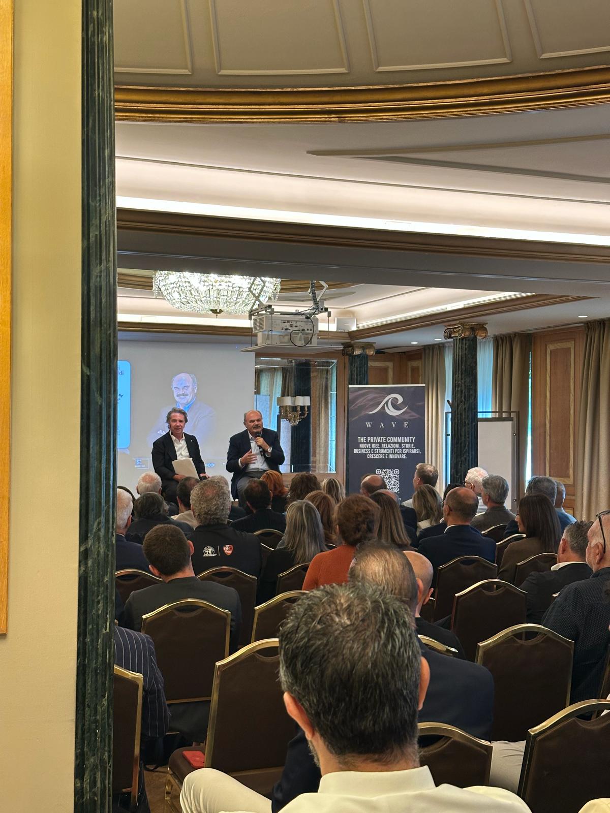 Wave · Our latest event — Private Community banner